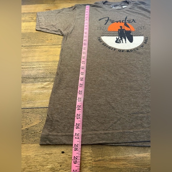 FENDER Brown Sunset Spirit of Rock n Roll Surfboard T-Shirt large Unisex NWT - Picture 7 of 9